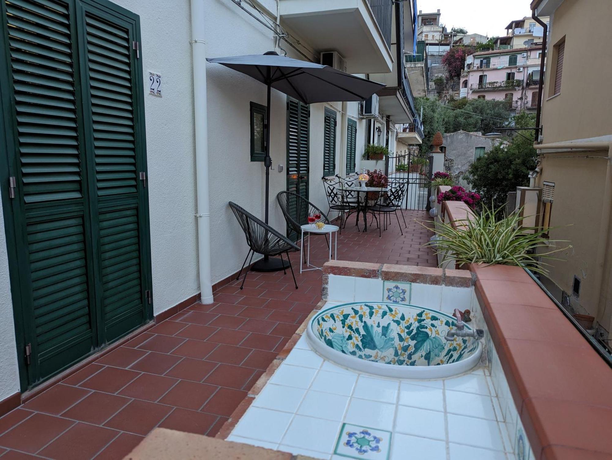 Antonino Apartment Taormina Zewnętrze zdjęcie